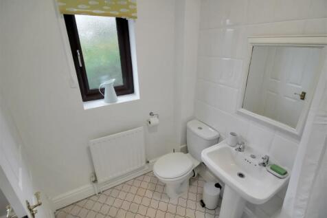 HOUSE BATHROOM