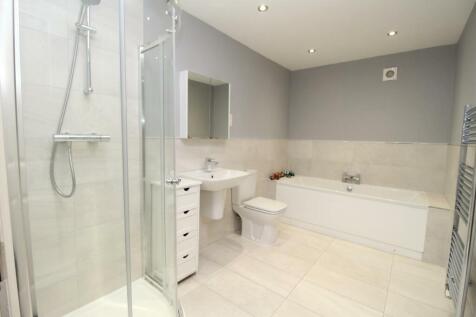 HOUSE BATHROOM