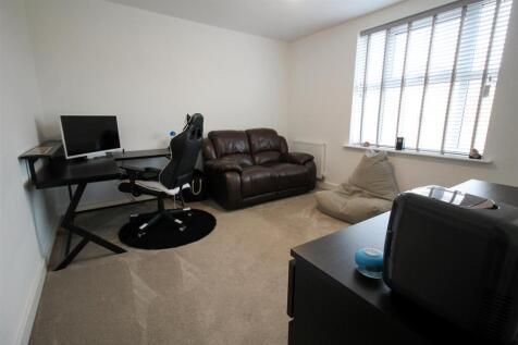 Bedroom 3 / Snug