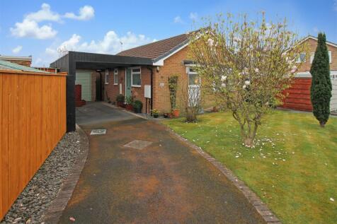THE ACCOMMODATION COMPRISES