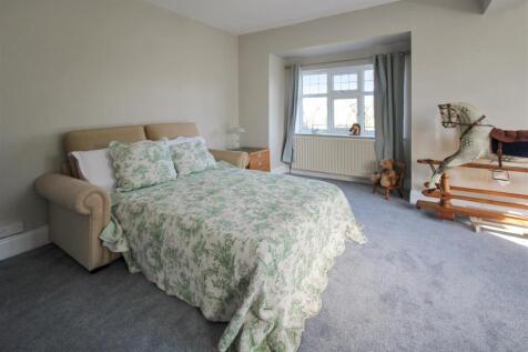 Secondary Bedroom
