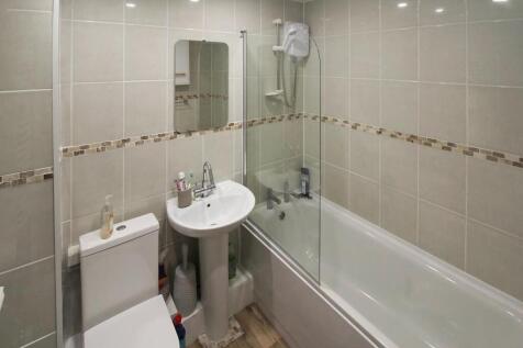 HOUSE BATHROOM W.C.