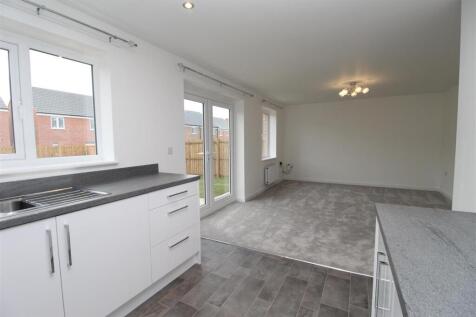 OPEN PLAN KITCHEN, DINER, LIVING ROOM