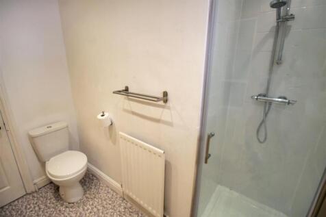 HOUSE BATHROOM