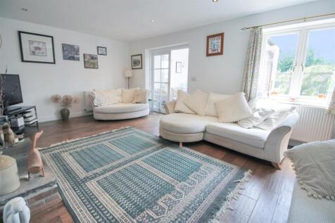 Lounge / Living Room