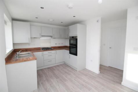 DINING/KITCHEN