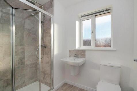 EN-SUITE SHOWER ROOM/W.C.