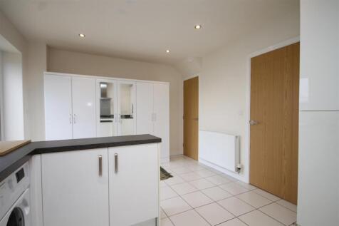 KITCHEN DINING