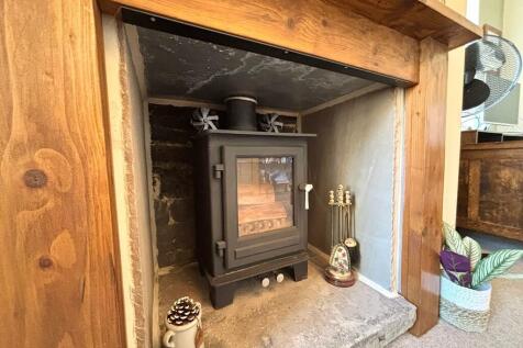 Log burner 1
