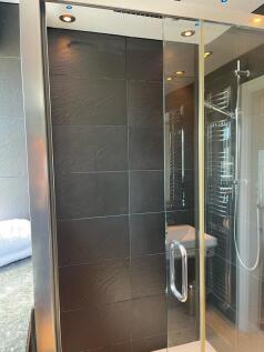 shower 1