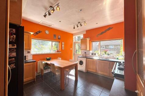 Kitchen 3