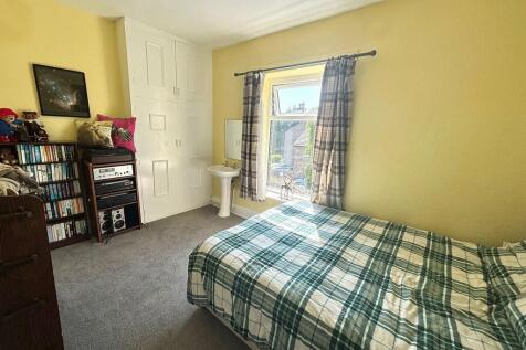 bedroom 3.