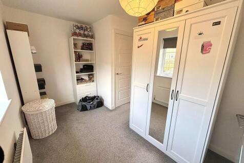 bedroom 2.