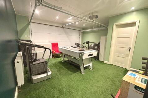 garage 