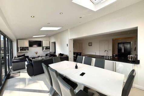 kitchen living ar...