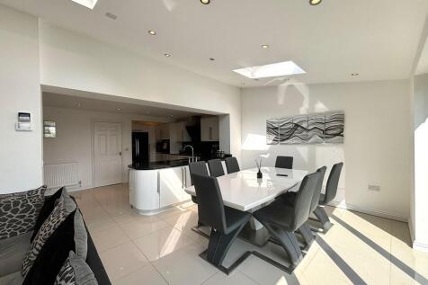 kitchen living ar...