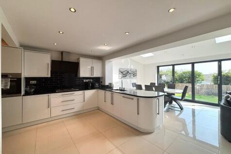 kitchen living ar...