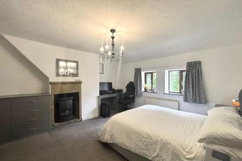 bedroom 1.