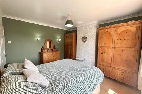Master Bedroom 2