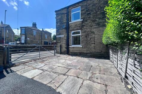 Side driveway