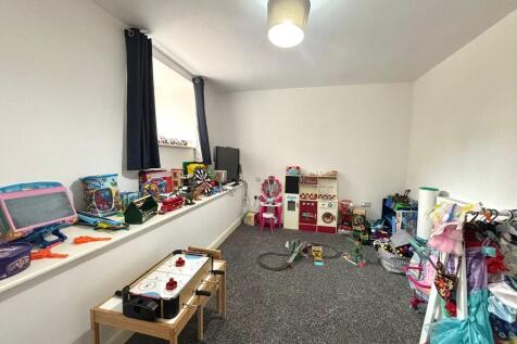 bedroom 1.