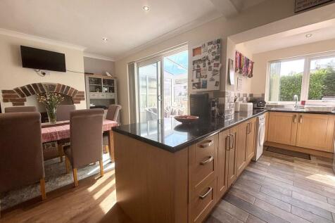 Kitchen and Diner