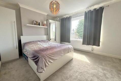 Bedroom 4 Image 2