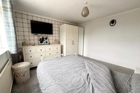 bedroom 2]