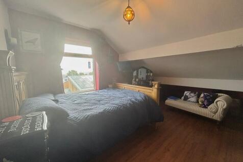 bedroom 3..