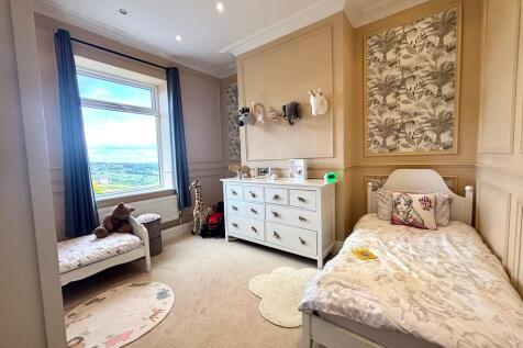 bedroom 2.