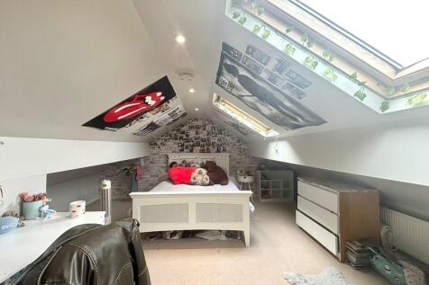 bedroom 3.