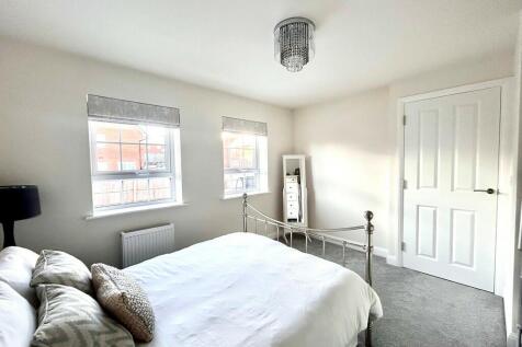 39 neptune bed 2