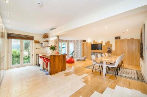 Property Image 4