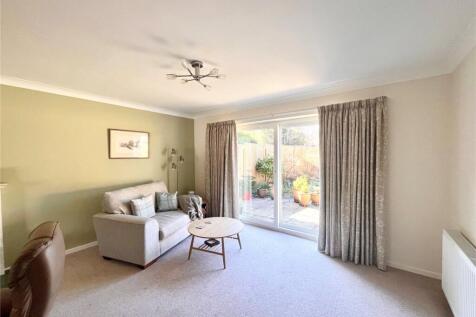 Rear Lounge