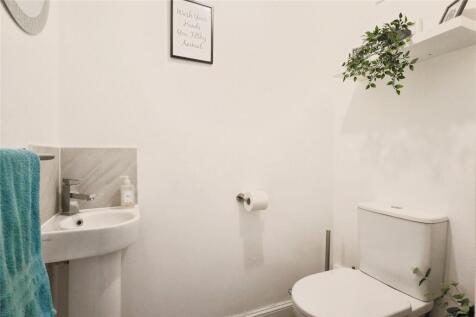 Dowmstairs Wc