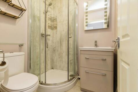 En - Suite Bathroom