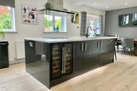 Kitchen/Family Room