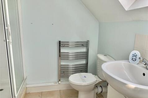 En-Suite To Bed 1