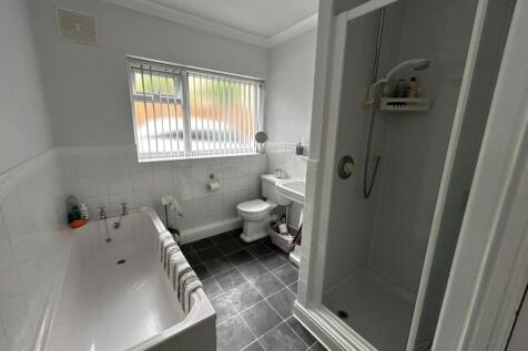 Downstairs Bathroom