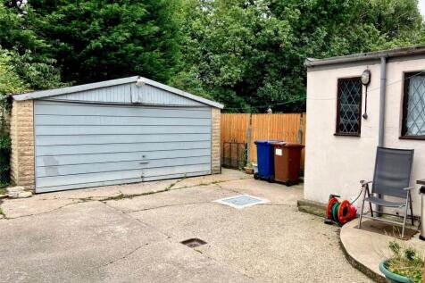 Double Garage