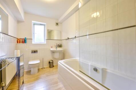 Bath_001.jpg