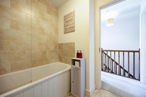 Bath_02.jpg
