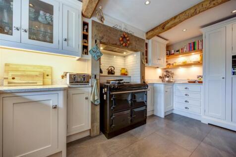 Kitchen_05.jpg