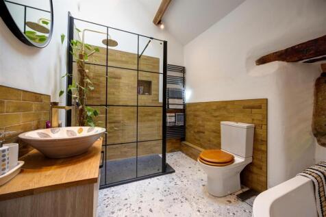 Bath_01.jpg