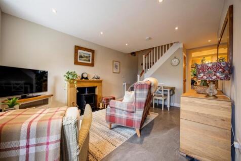 Cottage_Lounge_01.jpg