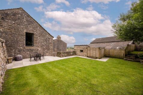 Balderstones Barn Side