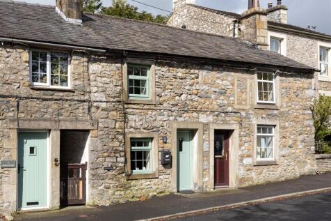 2 Railway Cottages