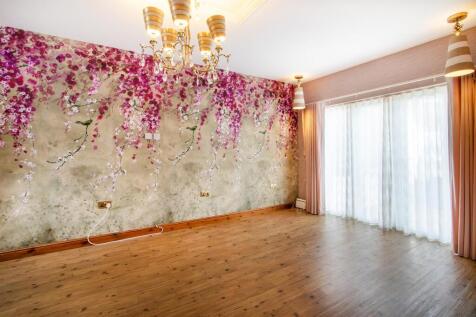 Sitting Room 2 / Bedroom 4