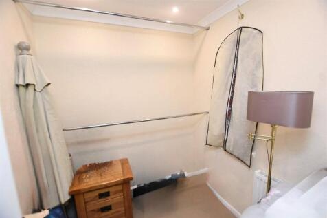 Walk In Wardrobe