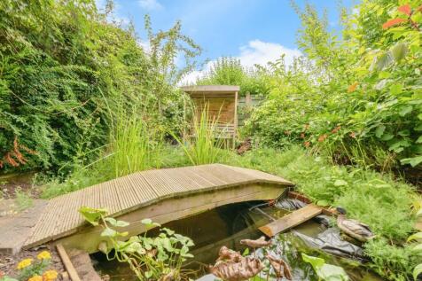 Feature Pond